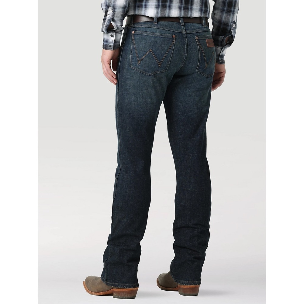 Wrangler Jeans 38x32 Retro Slim Boot Leg Medium Wash Men's Denim Pants